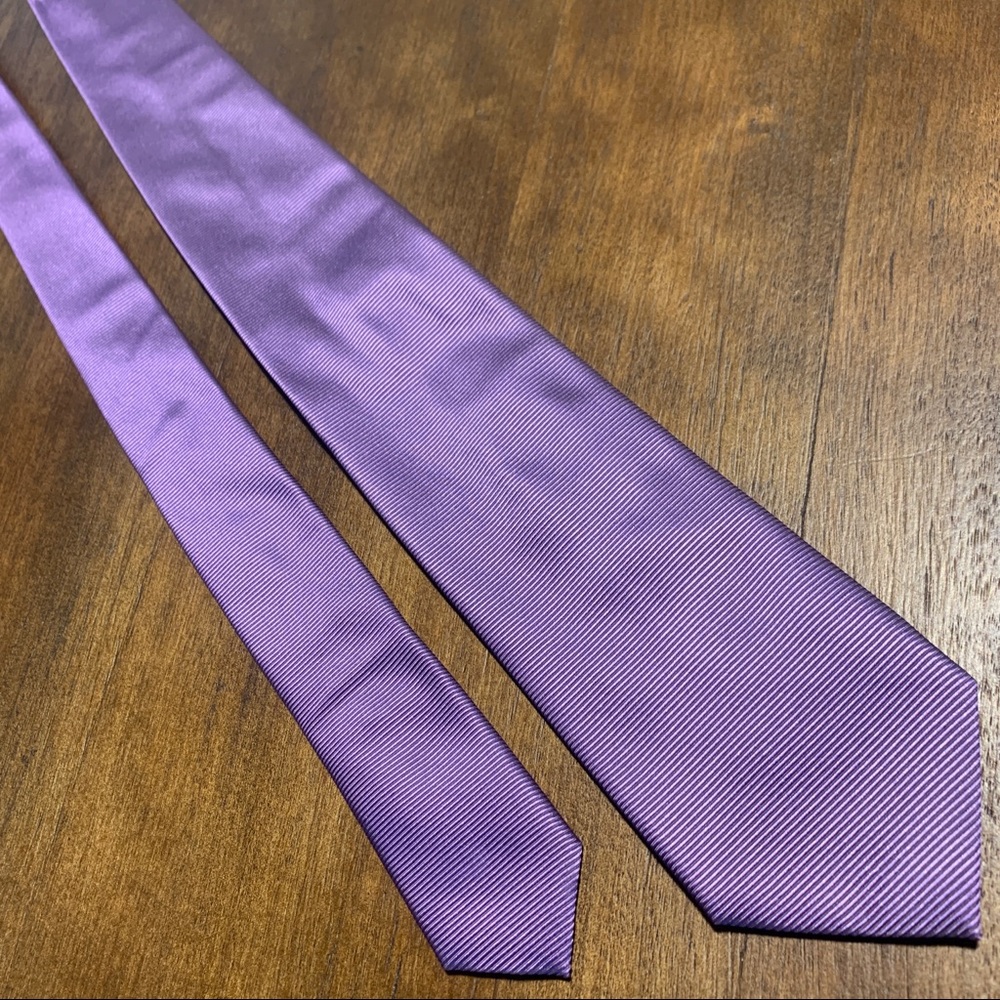 Solid woven silk neck tie